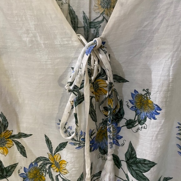 Floral Blouse - Picture 5 of 6